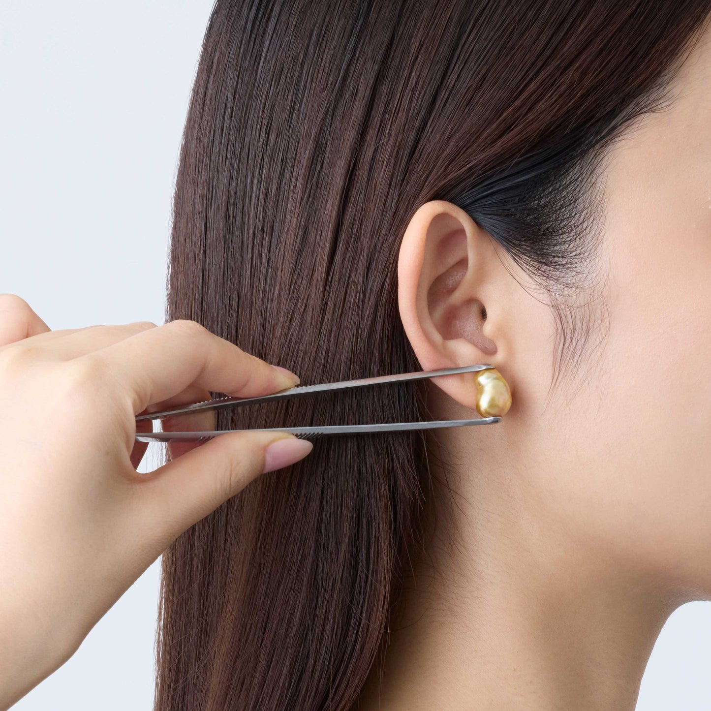 モデル着用右耳