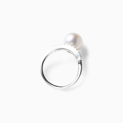 真横右下アングル