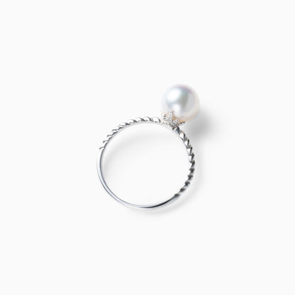 真横右下アングル