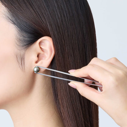 モデル着用左耳