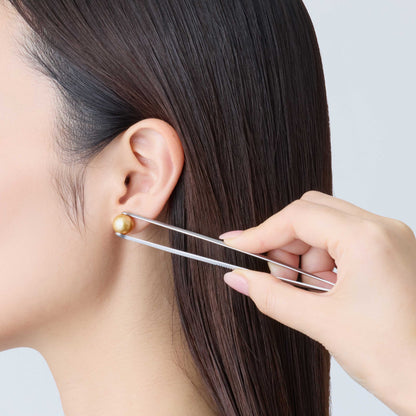 モデル着用左耳