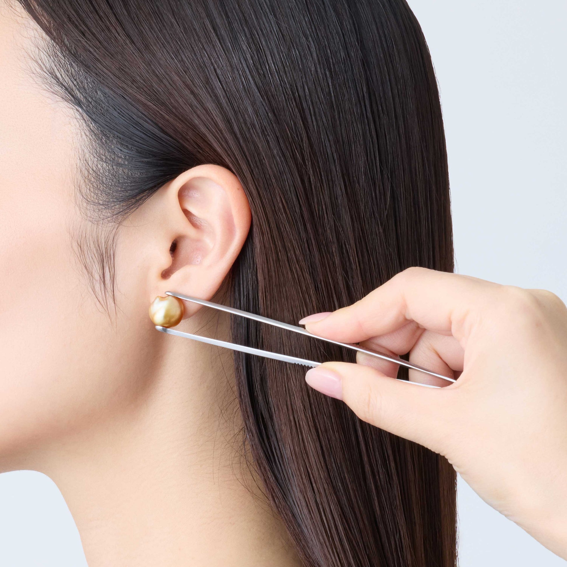 モデル着用左耳