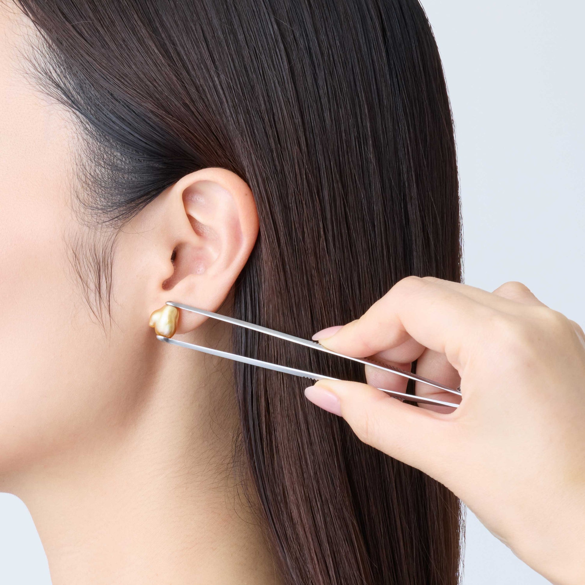 モデル着用左耳