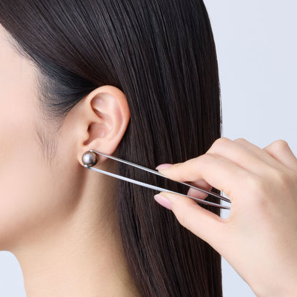 モデル着用左耳