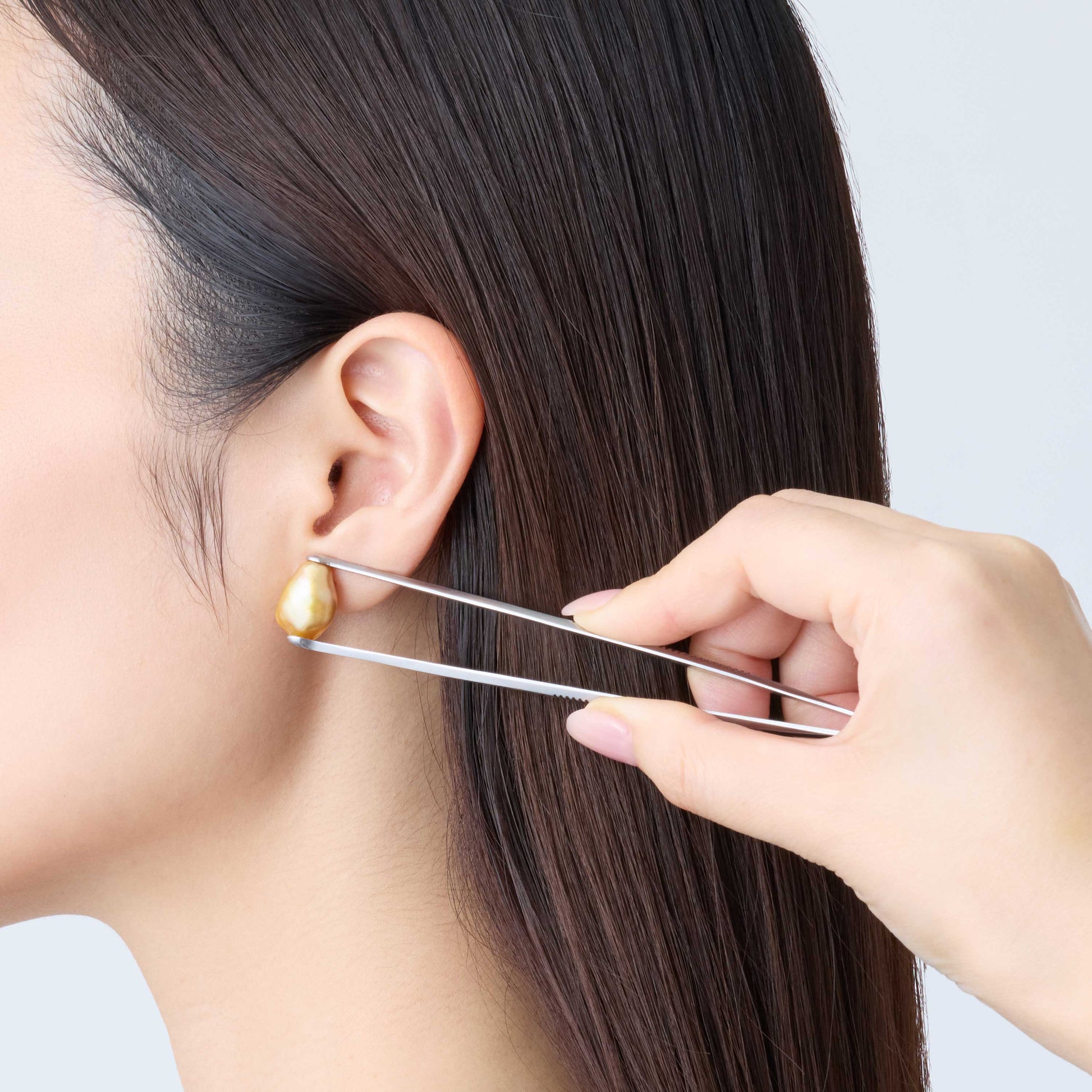 モデル着用左耳