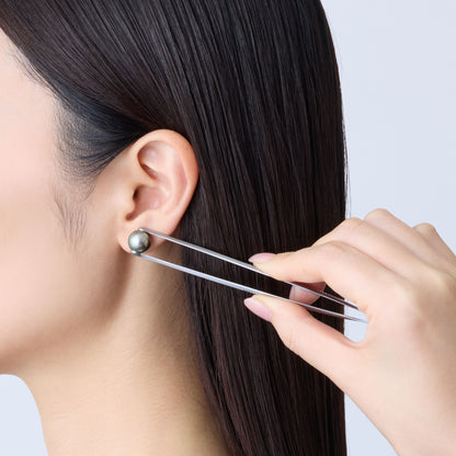 モデル着用左耳