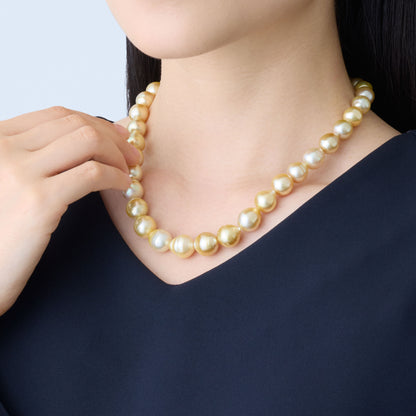 モデル着用寄り