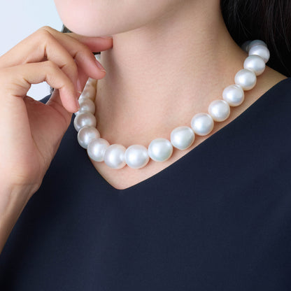 モデル着用寄り