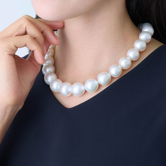 モデル着用寄り