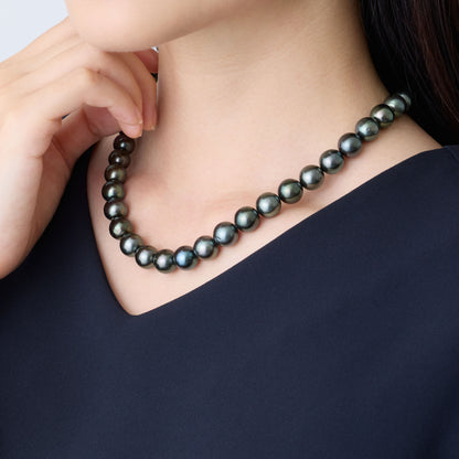 モデル着用寄り