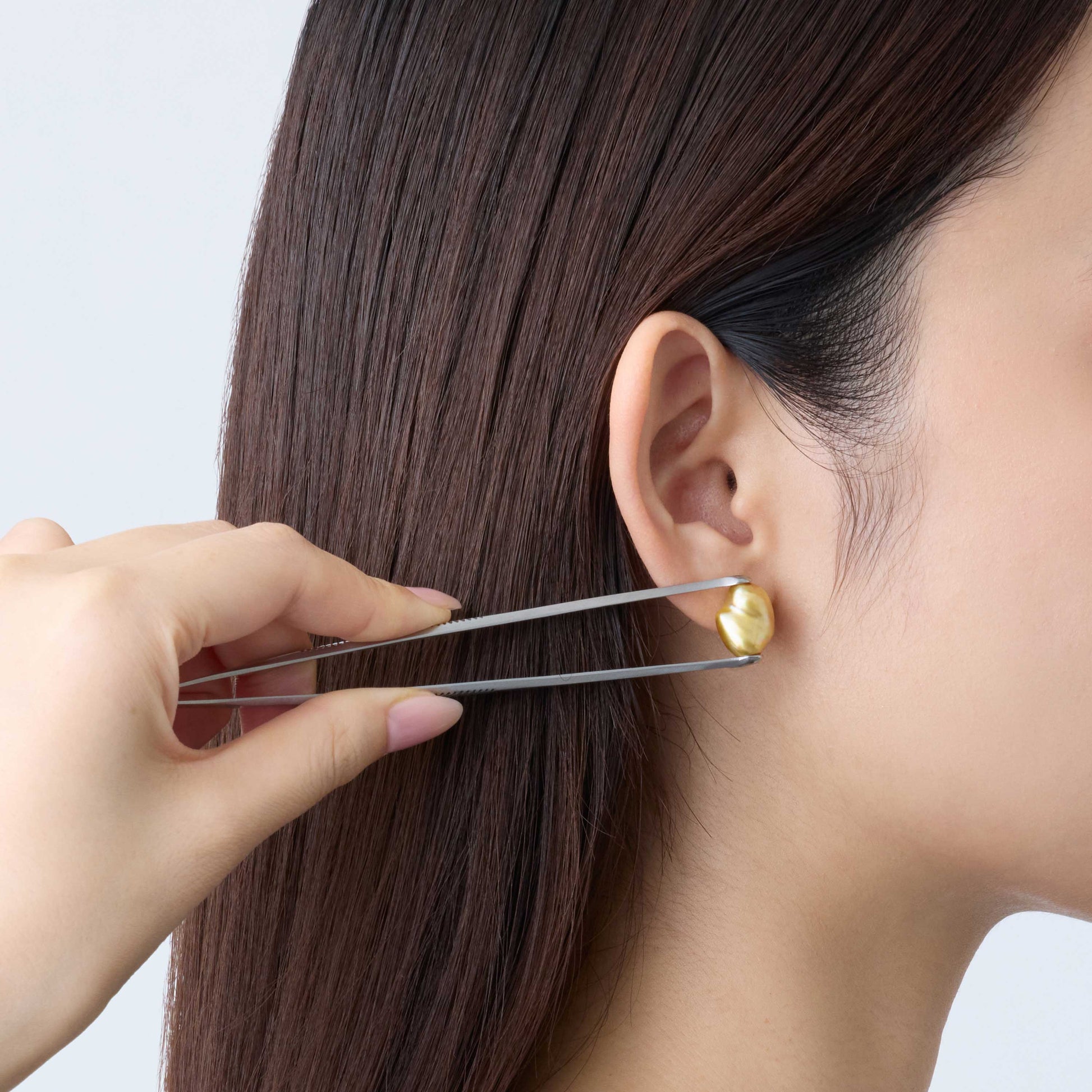 モデル着用右耳