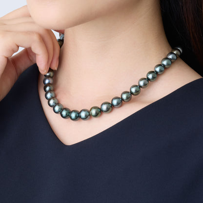 モデル着用寄り